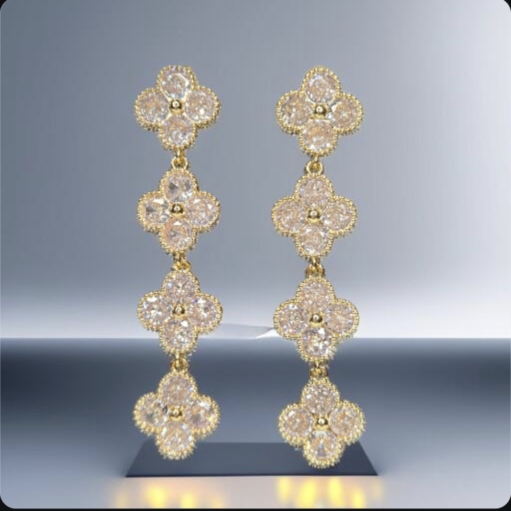 Luxury 18k Gold Plated Clover Sparkling Zircon Crystal Dangle Drop Earrings